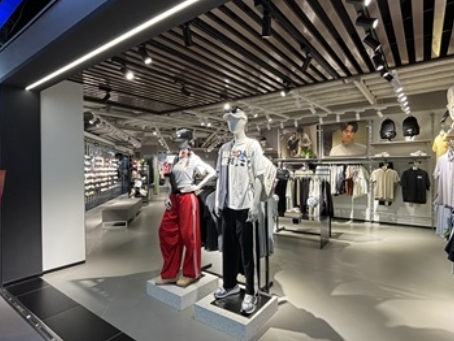 中宁中宁阿迪品牌专卖店设计装修如何做到效果图和实景高度还原？